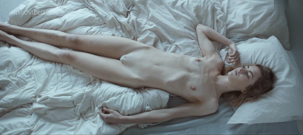 Hannah Hoekstra nude or sexy in Hemel HD - Video Clip #02.