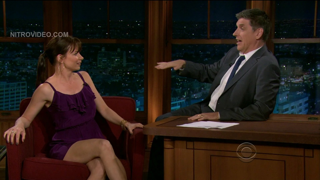 Mary Lynn Rajskub nude or sexy in The Late Late Show with Craig Ferguson (2...