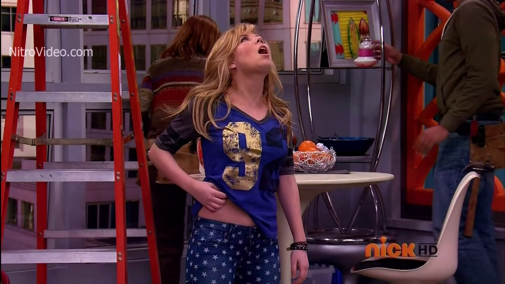 Ariana Grande, Jennette McCurdy nude or sexy in Sam And Cat Se01 Ep02 HD - ...