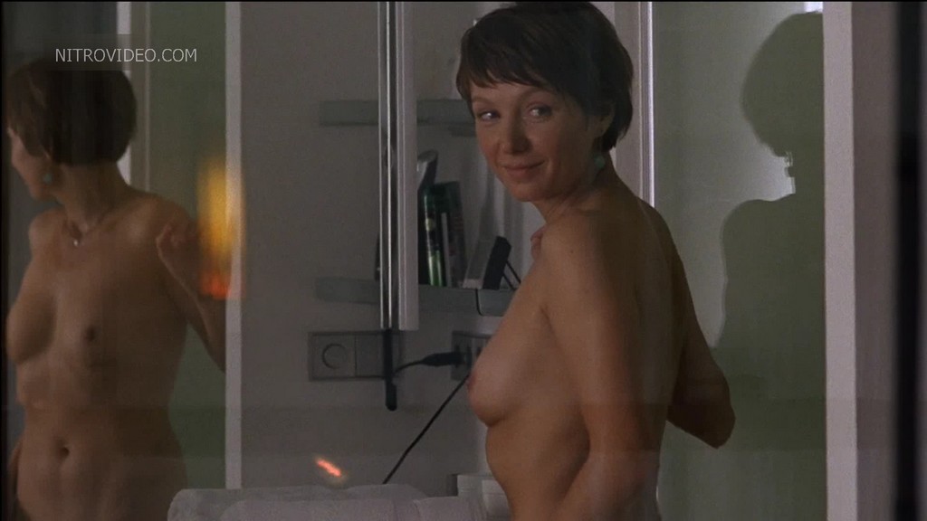 Julia Koschitz nude or sexy in Todliche Versuchung HD - Video Clip #03.