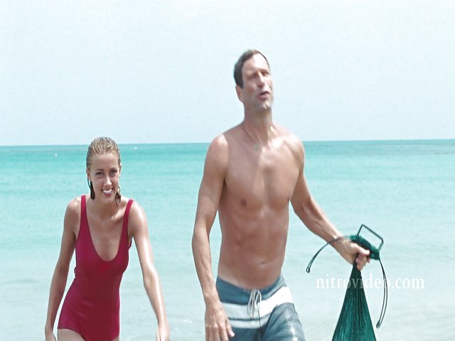 Amber Heard Caught Topless On The Beach